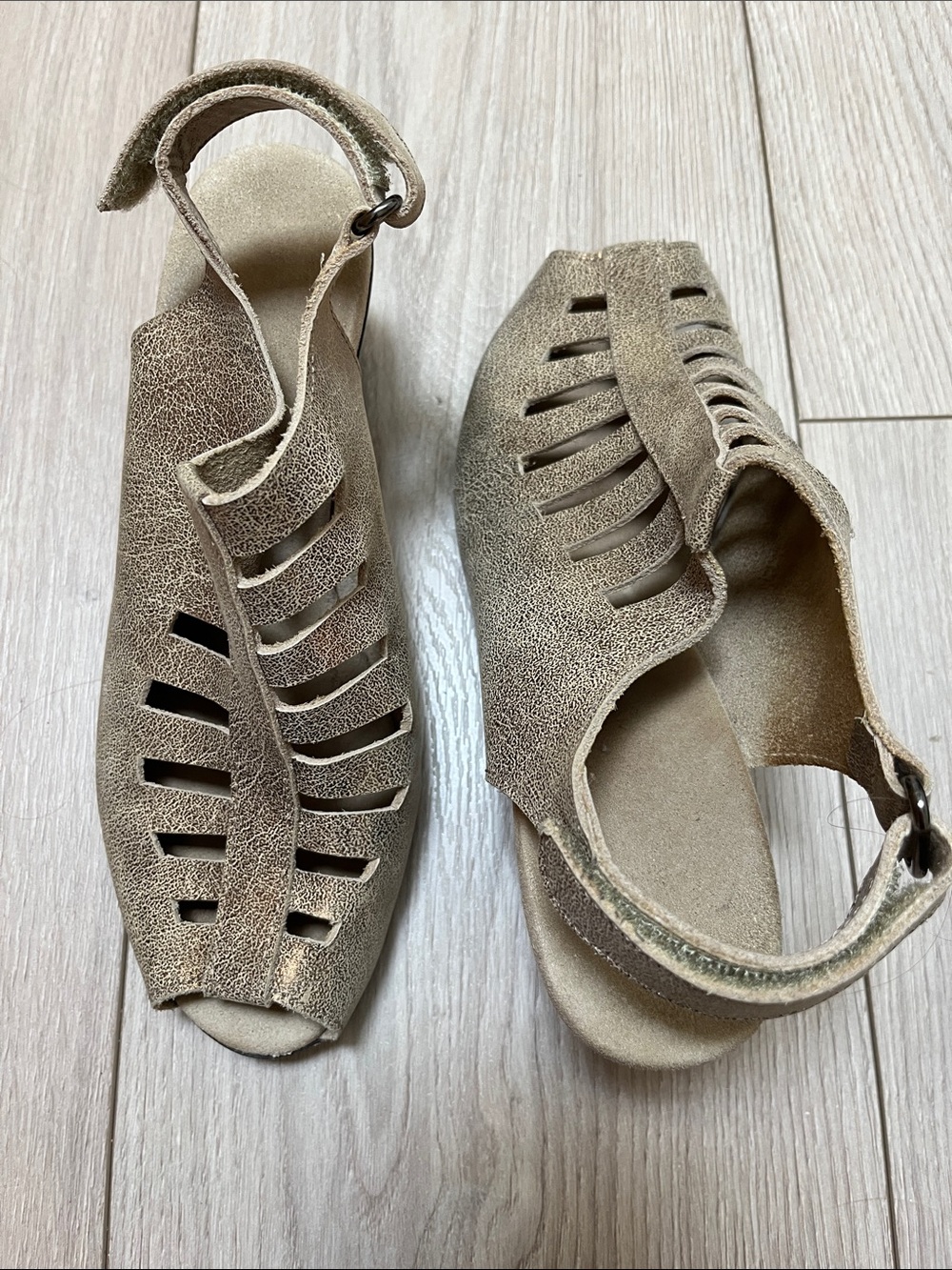 Munro  old gold Cutout Slingback Sandals